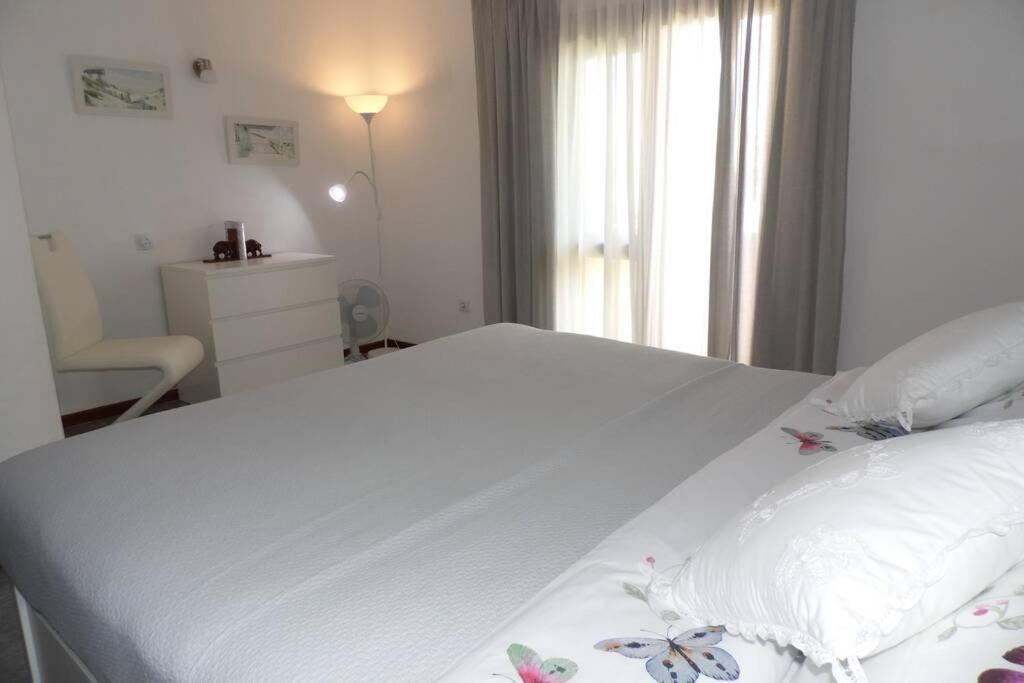 Happy House-Fantastic Holiday With All Amenities Albufeira Kültér fotó